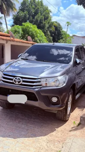 Toyota Hilux CD SRV 4X2 2.7 Flex 16V Aut. 2017