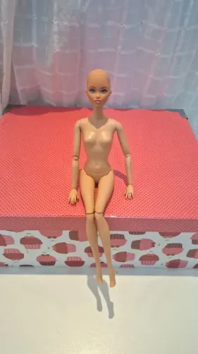 Barbie Odile para reroot - em corpo made to move