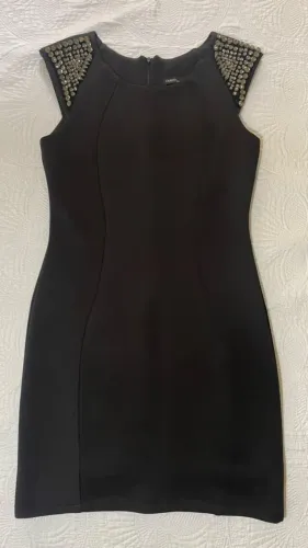 Vestido preto Charity Donna, tamanho 44, usado apenas uma vez!