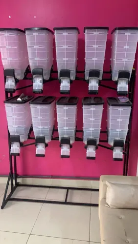 Vendo graneleiro novo 10 lugares 15kg 
