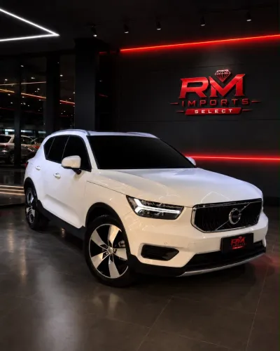 Volvo XC40 T-5 Momentum 2.0 252cv AWD 2020