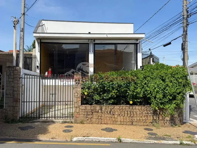 Casa à venda no centro da cidade de Itu/SP.
