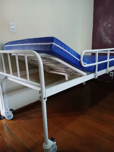 Cama hospitalar (sem colchão)