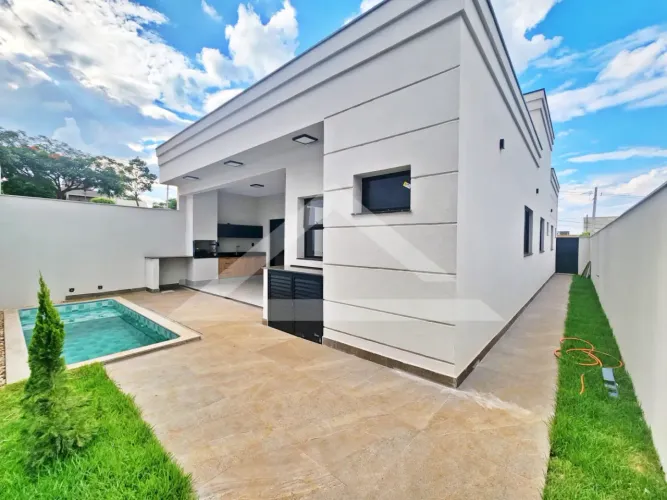 Casa térrea á venda no Condomínio Terras de San Pedro, próximo à Rodovia Antônio Machado S