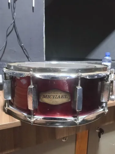 CAIXA 14" MICHAEL