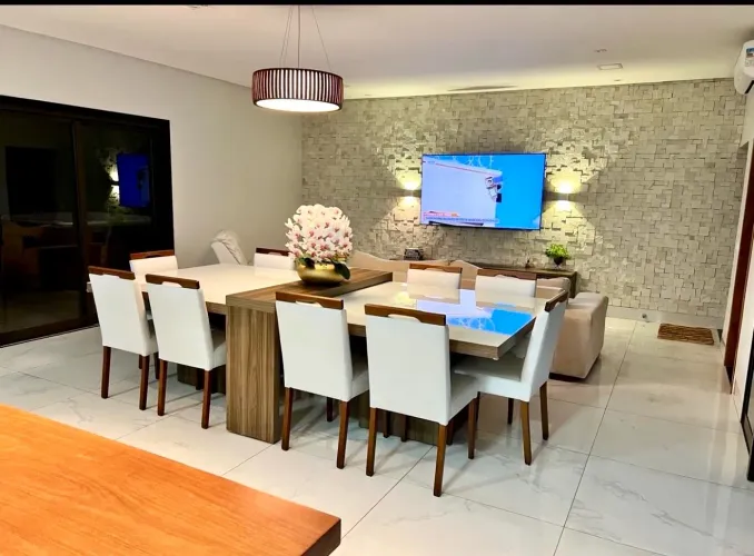 Mesa de jantar 10 cadeiras 