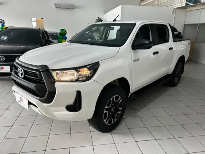 Toyota Hilux CD 4X4 2.8 Diesel Mec. 2021