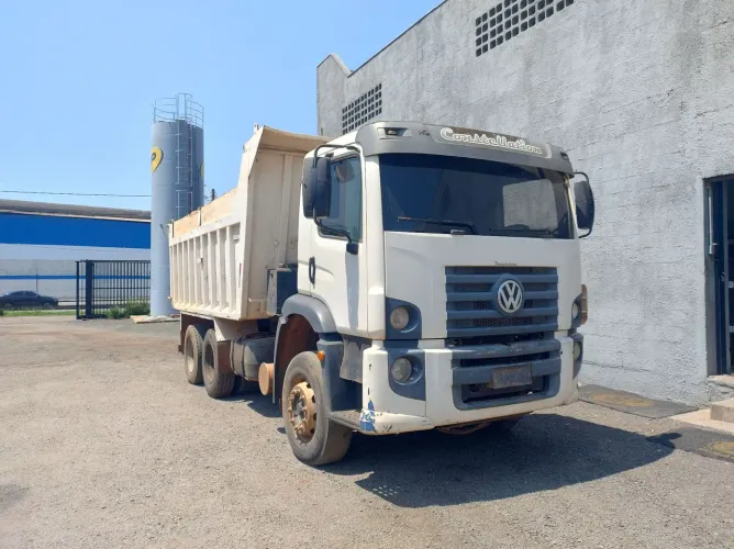 VW 26260 basculante