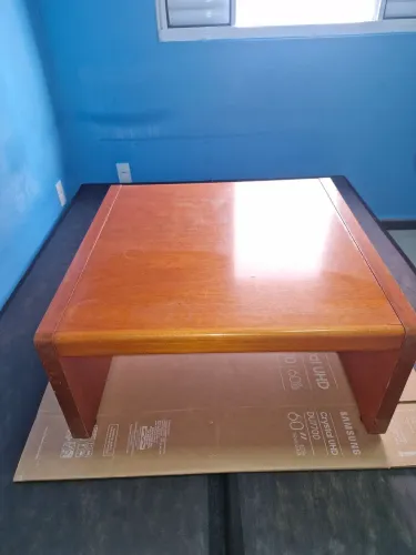 Mesa de centro madeira maciça