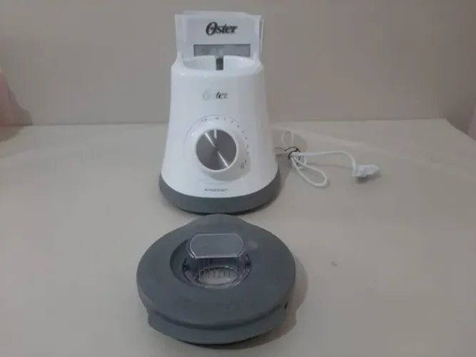 Liquidificador Oster Sem Jarra 220V