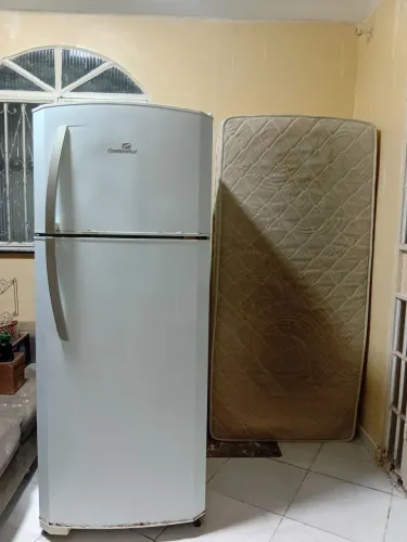 Combo: Geladeira + Colchão