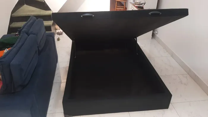 Cama casal box baú