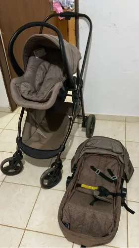 Carrinho moises galzerano e bebê conforto