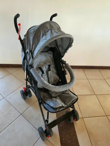 Carrinho Guarda-chuva para bebê