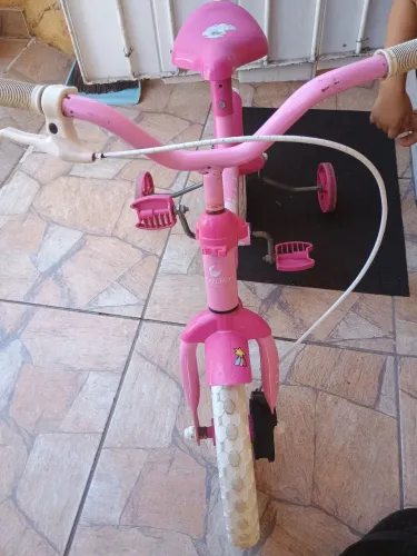 Bicicleta infantil usada