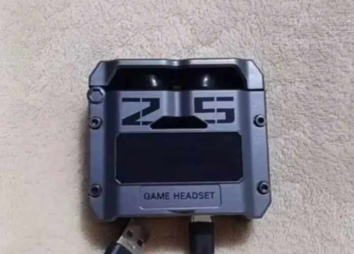 Fone Z5 Gamer Bluetooth 5.2 touch Display Led 