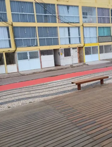 Vendo apartamento térreo, excelente para o verão a beira mar .
