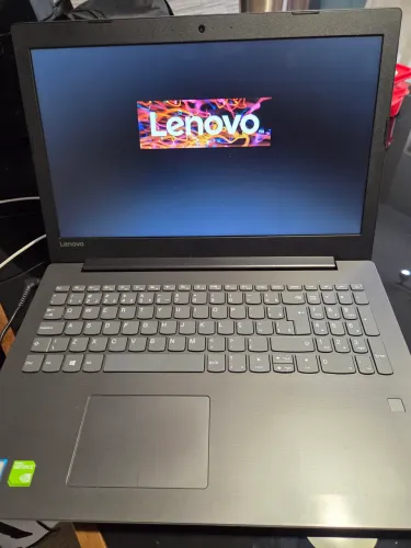Notebook Lenovo Ideapad 320-15IKB (i5 8a Ger / 8GB / SSD 480GB / GeForce + Carregador