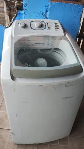 ? Máquina de Lavar Electrolux 10kg - Funcionando