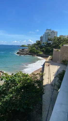 Alugo lindo apartamento 1/4 no Beach Class , Ondina