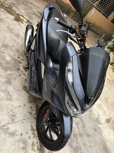 Vendo PCX 2020 top toda revisada