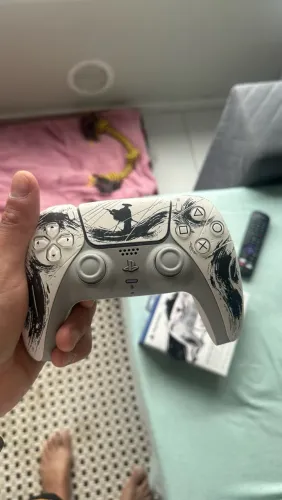 DUALSHOCK GHOST OF TSUSHIMA