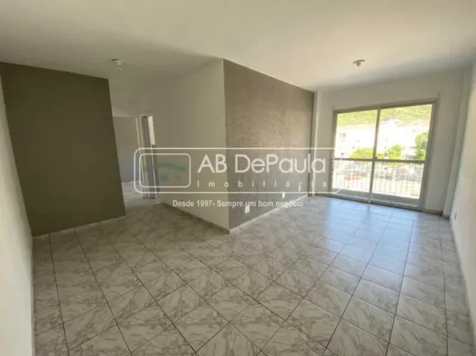 ALUGA EM SULACAP - CONDOMÍNIO SOLAR-SUL - APARTAMENTO NO 4° ANDAR