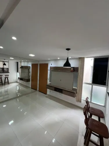 Alugo 2/4, 1° andar, porcelanato, ar cond, academia, Abrantes