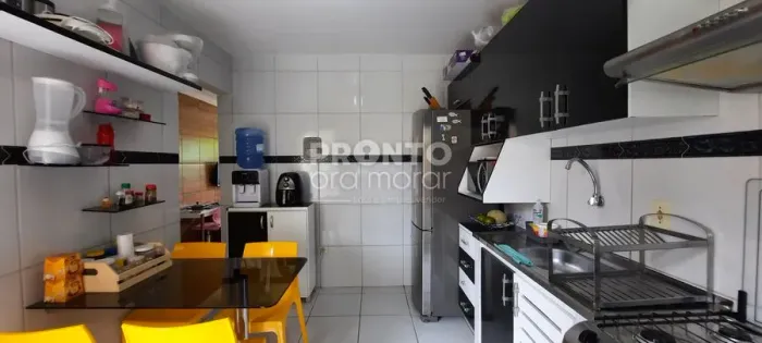 Apartamento com 2 quartos em Janga