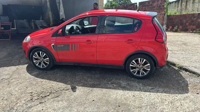 Fiat Palio Sporting Dualogic 1.6 Flex 16V 5P 2013