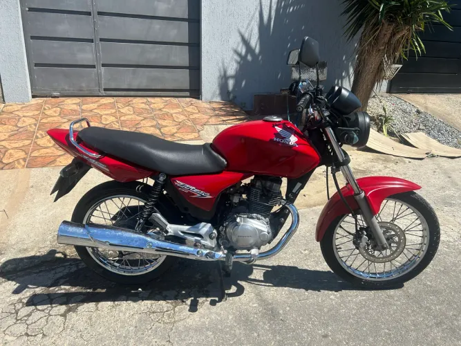 Titan 150 edição especial