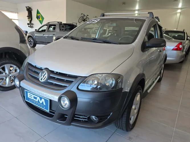 Volkswagen Crossfox 1.6 MI Total Flex 8V 5P 2009