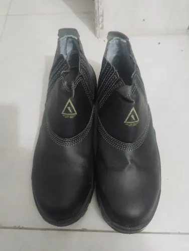Bota tamanho 42