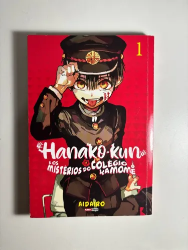 Mangás volumes 1, 2, 3 e 5 de Hanako-kun (Toilet-bound Hanako-kun)
