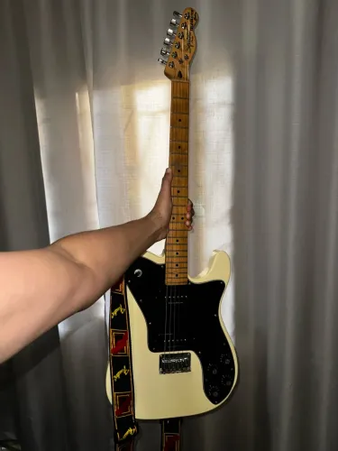 Guitarra Telecaster Squier Custom by Fender