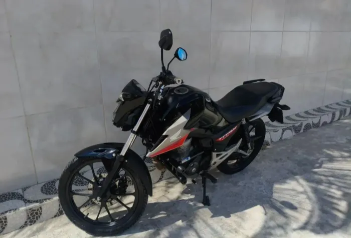 VENDO HONDA CG160 2025