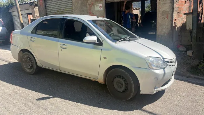 Toyota Etios XS Sedan 1.5 Flex 16V 4P Mec. 2014