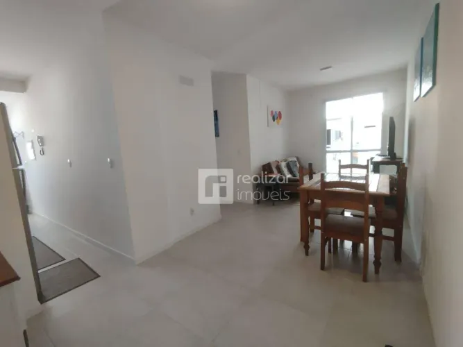 Apartamento com 2 dormitórios à venda, 71 m² por R$ 1.095.000,00 - Campeche - Florianópoli