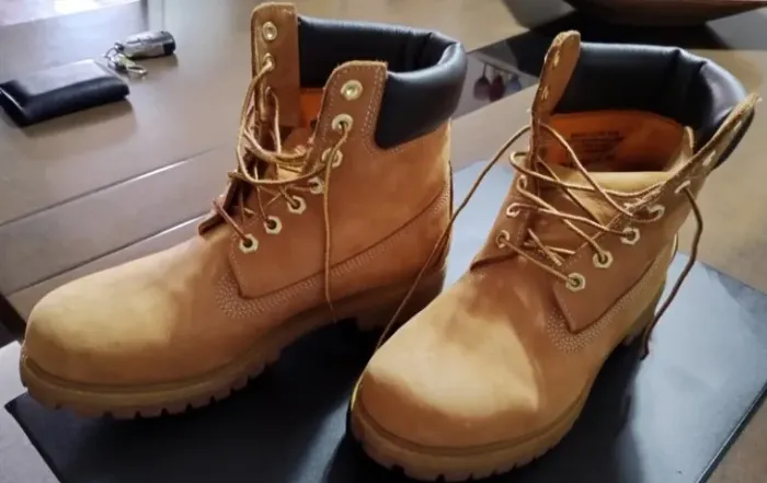 Bota Timberland em couro