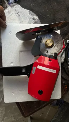 Máquina De Cortar Tecidos Sun Special 300w Vermelha