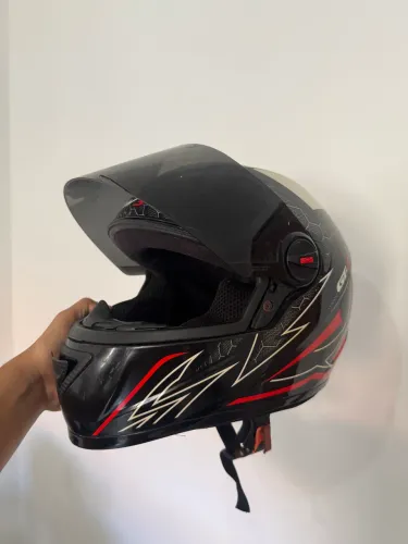 Capacete FW3 no precinho pra vender logo