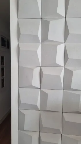 Revestimento branco Geométrico