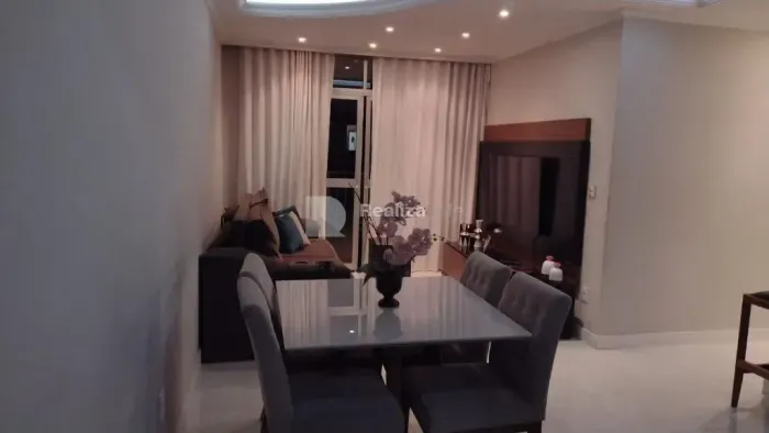 DR - Apartamento para venda com 90 m² com 3 quartos, sendo 1 suíte - Centro