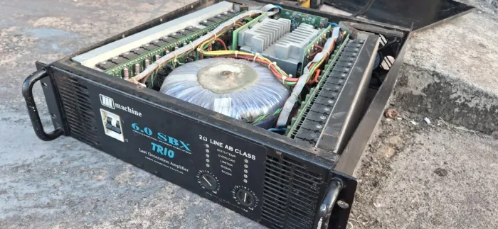 Amplificador machine 6.0 SBX TRIO