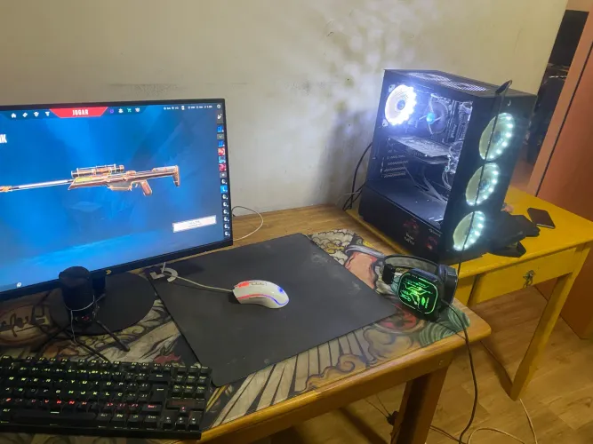 Monitor 100hz
