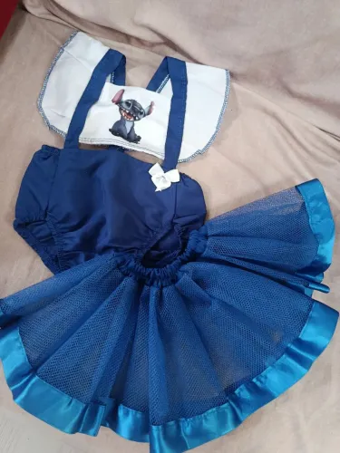 Fantasias bolo fofos e Stich. Veste de 4 a 7 meses