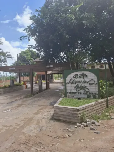 Lote Nascente de esquina no condominio Bosque Aguas de Aldeia - KM16 ( Todo Regularizado )