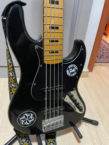 Baixo 5 Cordas Tagima TJB5 Special Classic (com pré DEOLIVEIRA)