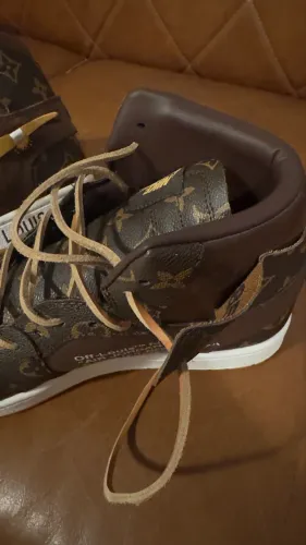 Tênis Air Jordan LV