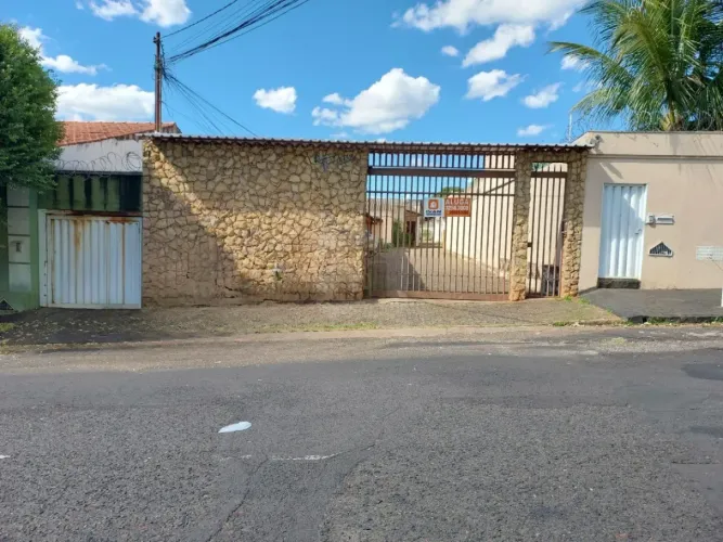 Casa Padrão em Uberlândia